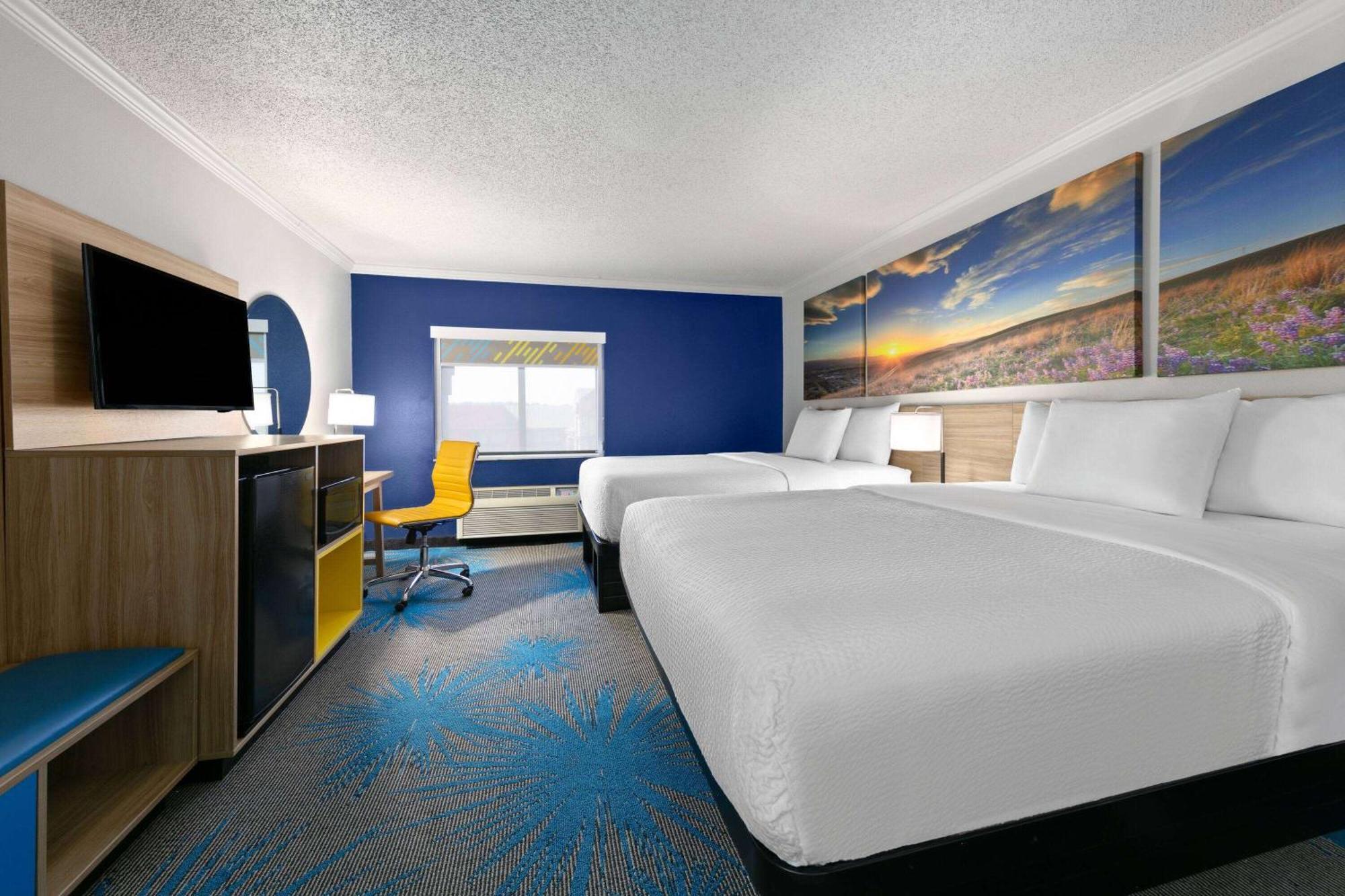Days Inn By Wyndham Fort Smith Buitenkant foto