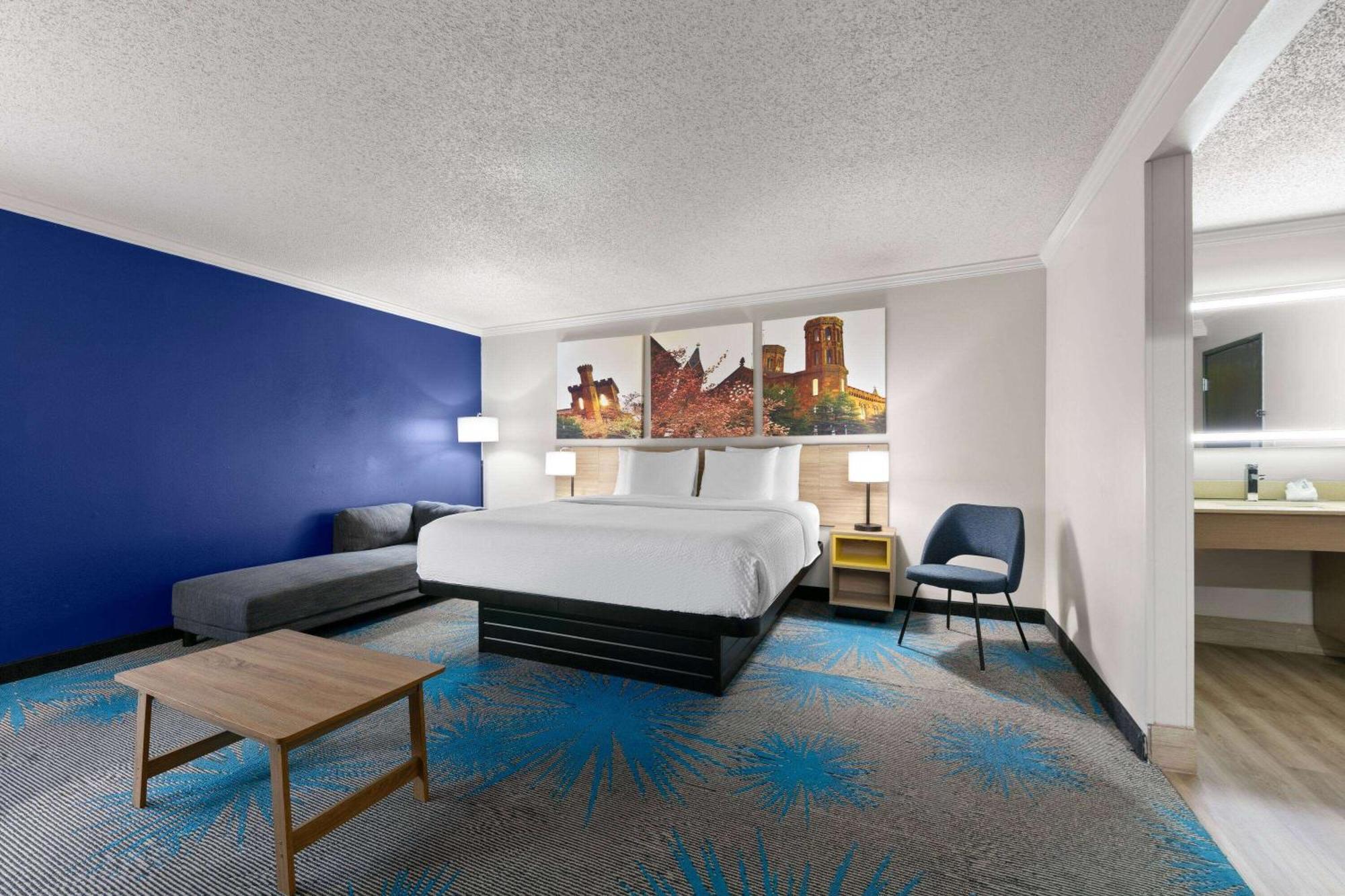Days Inn By Wyndham Fort Smith Buitenkant foto